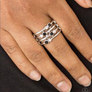 Sparkle showdown black ring